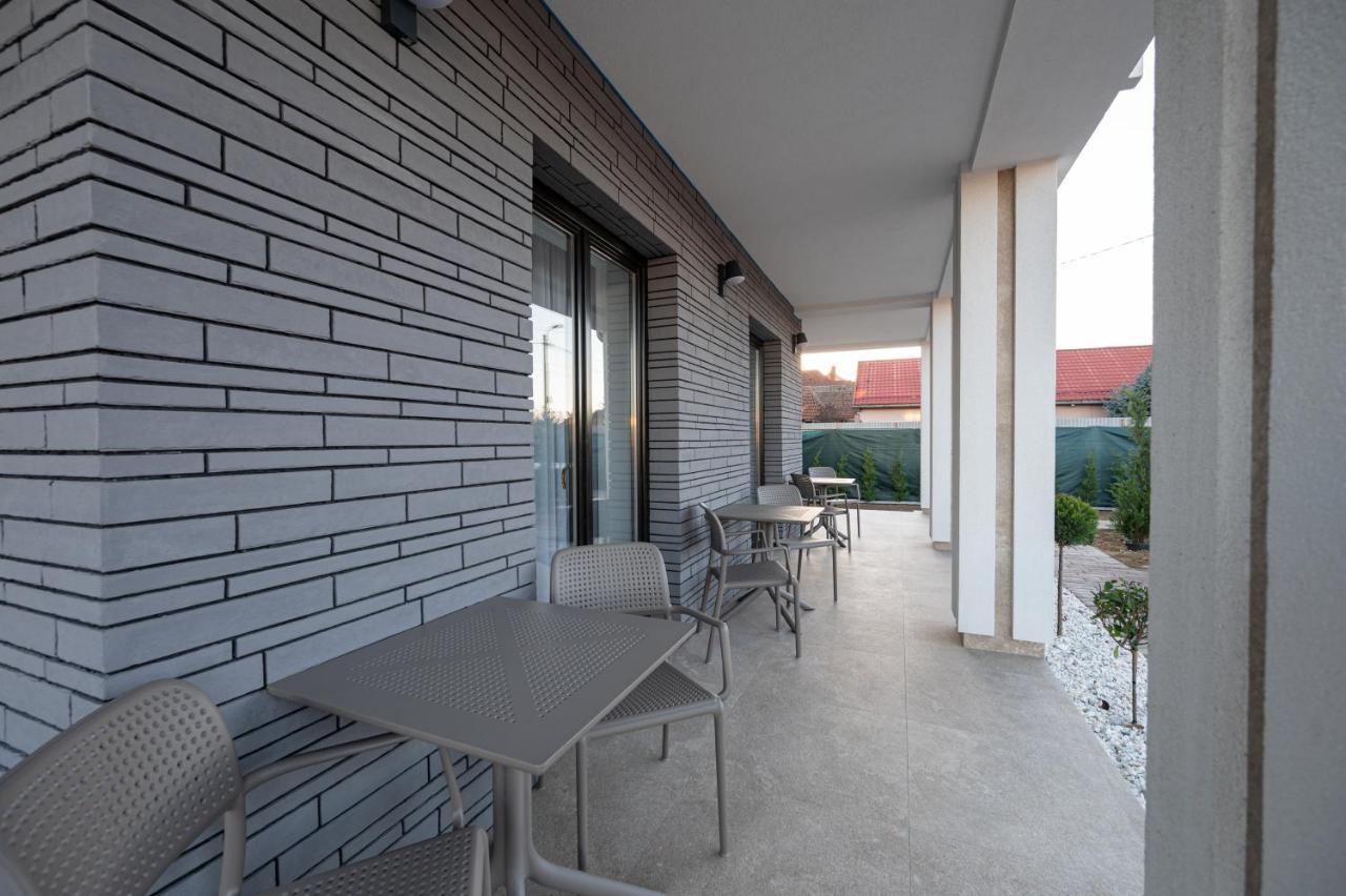 Hotel Klia Sînmartin Exterior foto